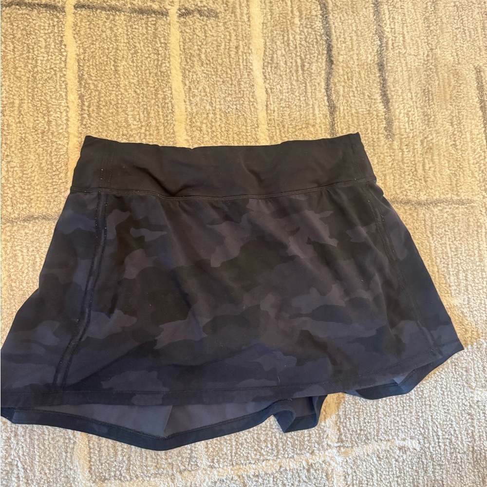 Black Camo Lulu lemon skirt